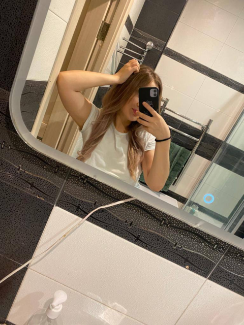 Заказать шлюху Марию - cекс и интим услуги у метро Электросила за 8000 р. час, телефон +7(981)037-36-37 - фото 1