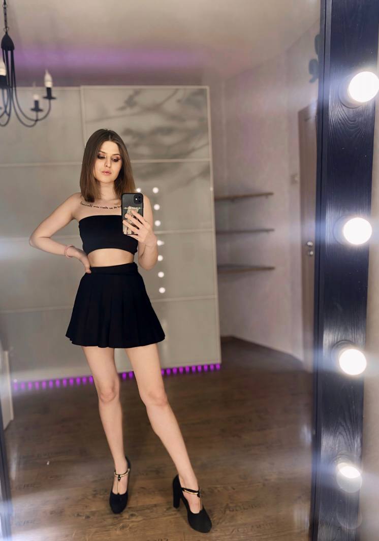 Индивидуалка Алевтина СПб у метро Гостиный Двор, телефон +7(981)037-36-37