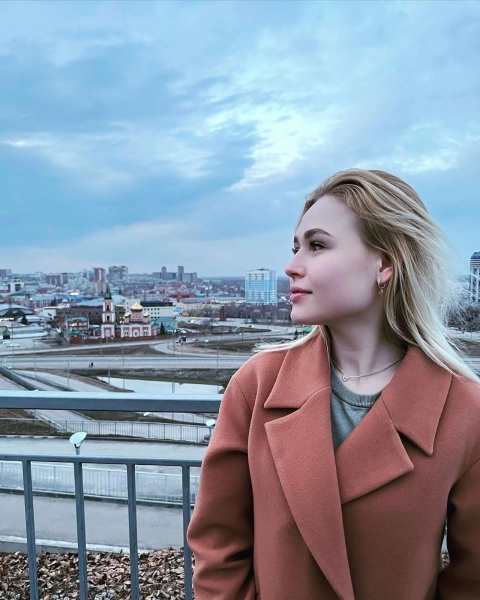 Лариса - cекс и интим услуги у метро Балтийская за 1500 р. час, телефон +7(981)126-12-57 - фото 1